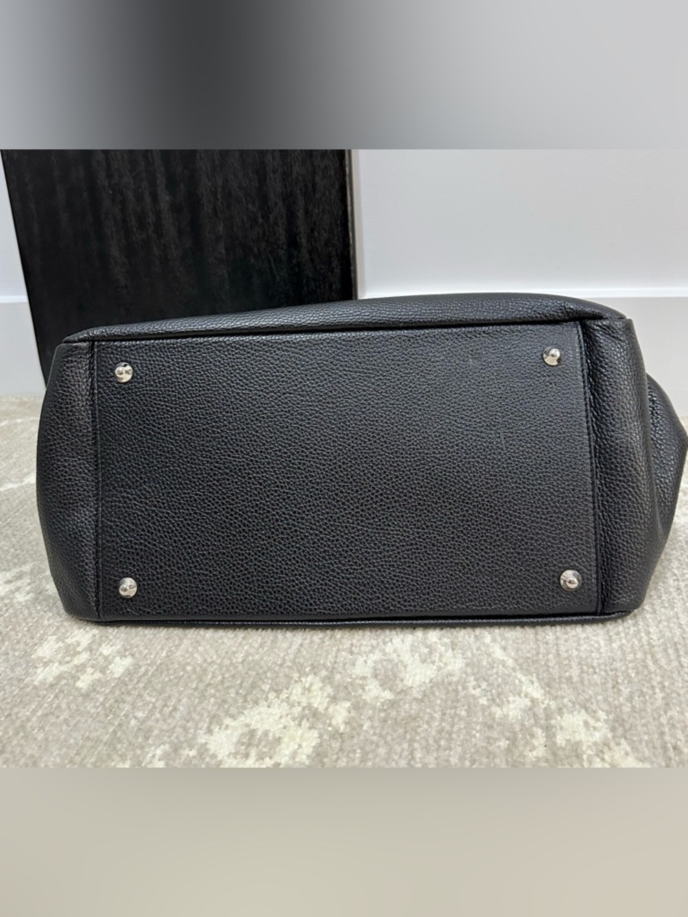 Mark & Graham ELISABETTA SLOUCH LEATHER HANDBAG - Picture 3 of 8